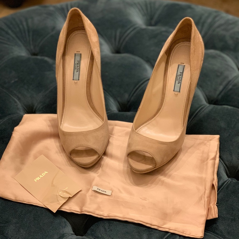 Prada Peep Toe suede pumps